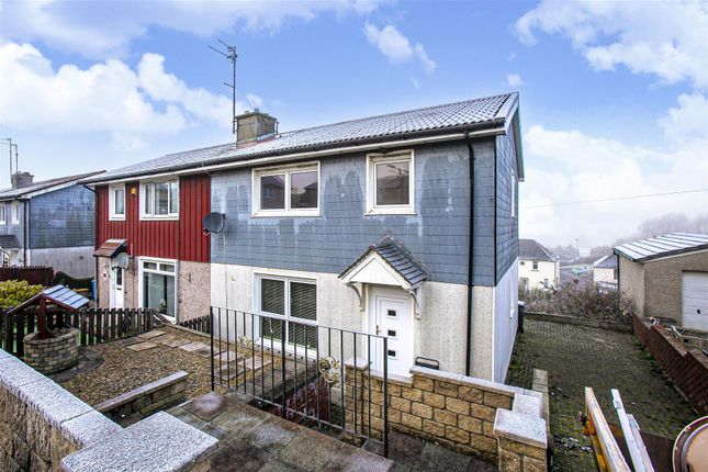 42 Benarty Avenue, Lochgelly, KY5 9EF 3 bed semi