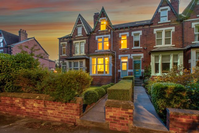 Leeds LS8 5 bed terraced house for sale