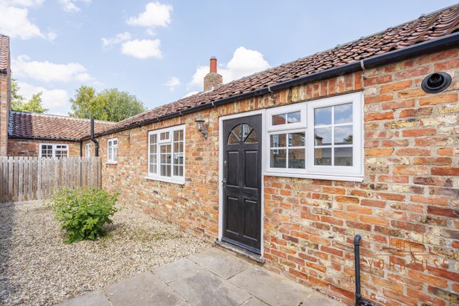 2 bedroom terraced bungalow for sale