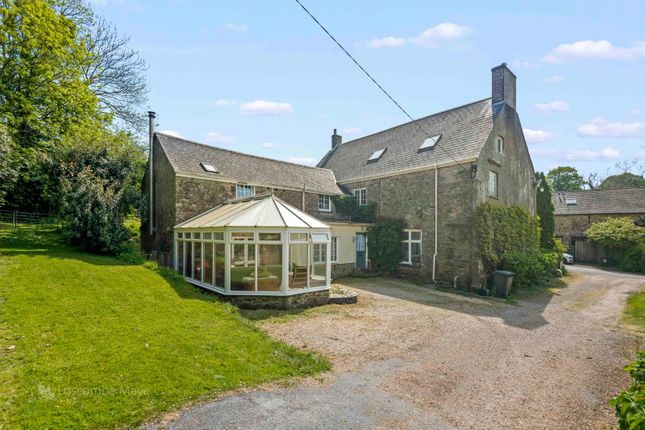 6 bedroom detached house for sale