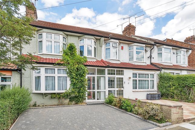 Shrewsbury Road, London, N11 3 bed terraced house for sale