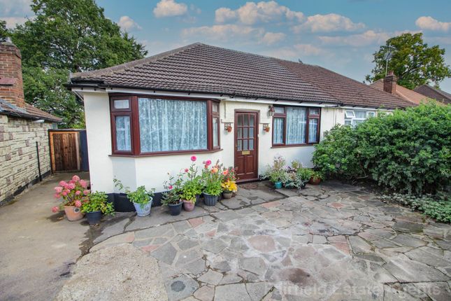 Compton Place, Carpenders Park 3 bed semi