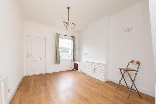 Collingwood Road, Sutton 2 bed house for sale