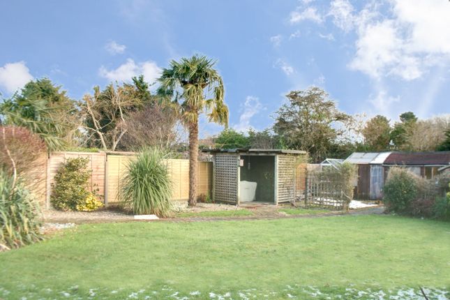 OLD TYE AVENUE, WESTERHAM TN16 3 bed detached bungalow for sale