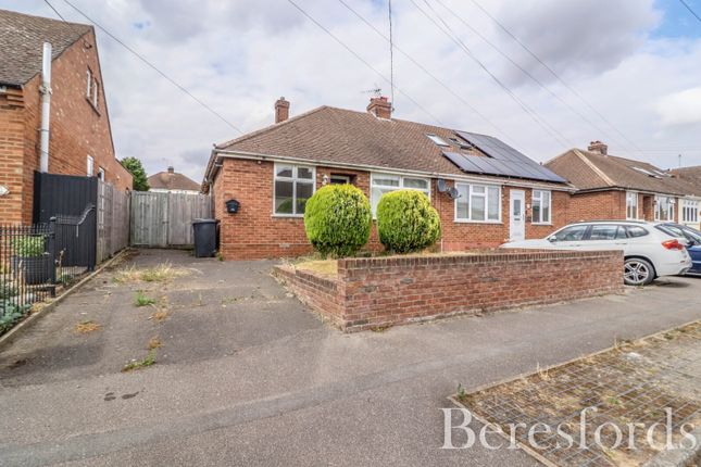 Vauxhall Drive, Braintree, CM7 2 bed bungalow for sale