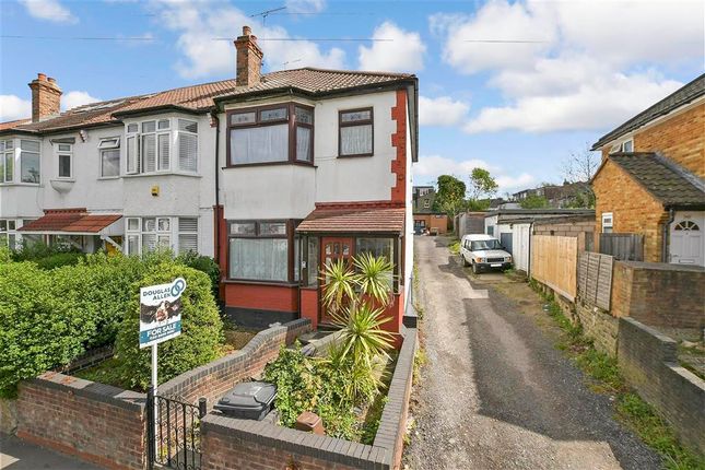 Hale End Road, Walthamstow 3 bed end of terrace house for sale