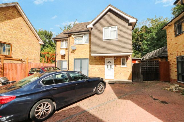 Carswell Close, Ilford IG4 6 bed detached house for sale