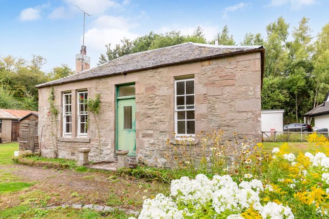 3 bedroom cottage for sale