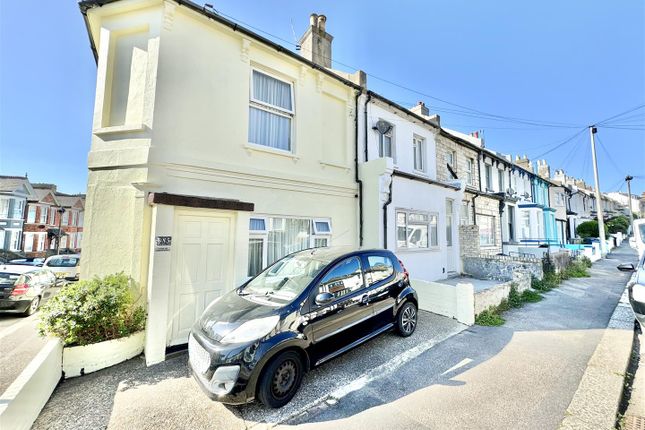 4 bed end terrace house