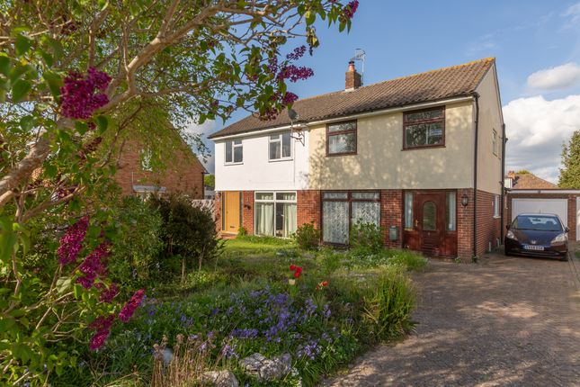 Emlyn Road, Horley, Surrey, RH6 3 bed semi