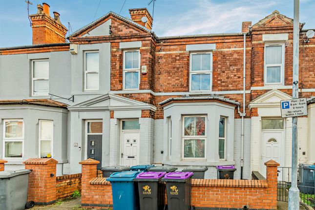 5 bedroom terraced house for sale