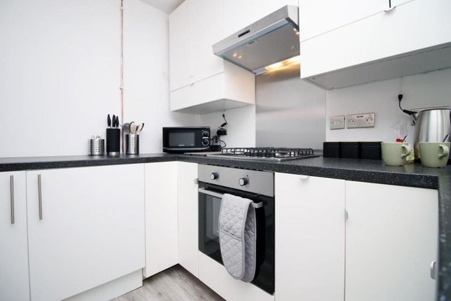 3 bed terraced house