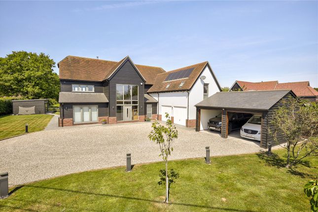 6 bedroom detached house for sale