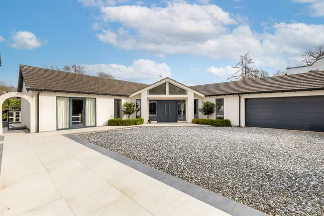 4 bedroom detached bungalow for sale