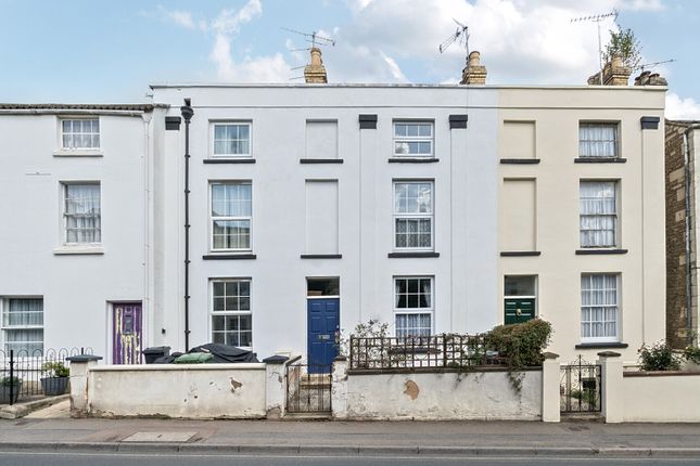 London Road, Gloucestershire GL5 3 bed terraced house for sale