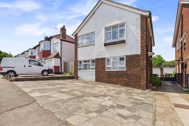 ALBERT ROAD, SUTTON 2 bed maisonette for sale