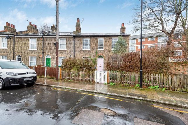 Whitworth Street, London SE10 2 bed house for sale