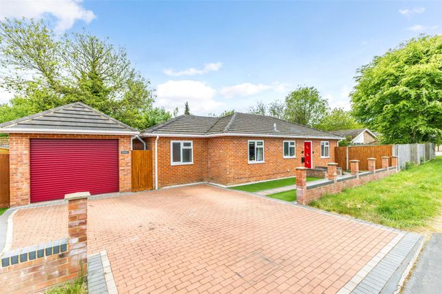 Longbridge Road, Bramley, RG26 3 bed bungalow for sale