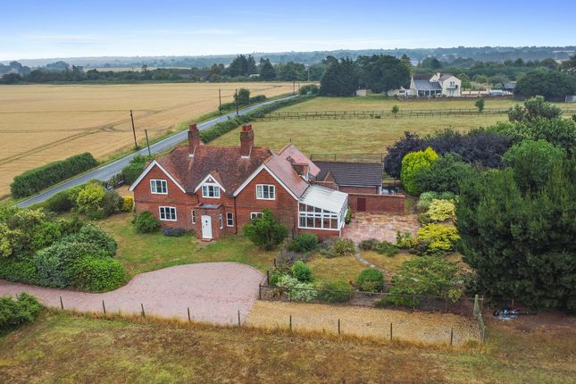 6 bedroom detached house for sale
