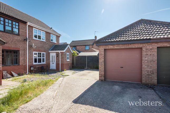 3 bedroom semi-detached house for sale