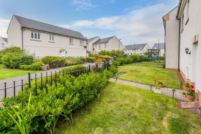 Burnbrae Pend, Bonnyrigg, EH19 2 bed flat for sale