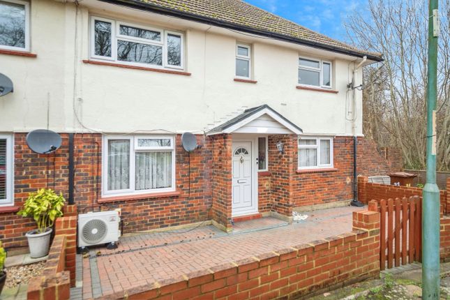 2 bed maisonette
