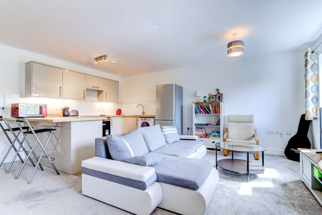 Freer Crescent, High Wycombe HP13 2 bed apartment for sale
