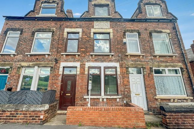 Box Lane, Pontefract WF8 3 bed terraced house for sale
