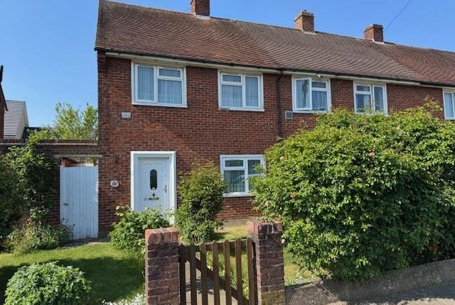 Arundel Road, Hounslow, Middlesex, TW4 2 bed end of terrace house for sale