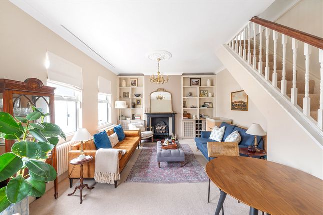 3 bedroom maisonette for sale