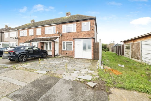 4 bedroom end of terrace house for sale