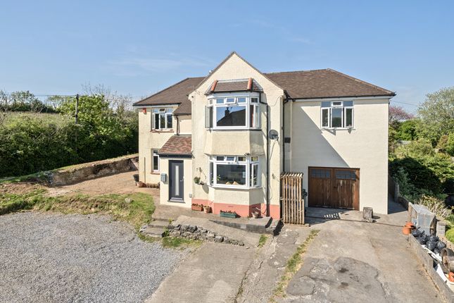 5 bed detached house