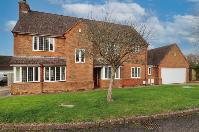 4 bed detached house