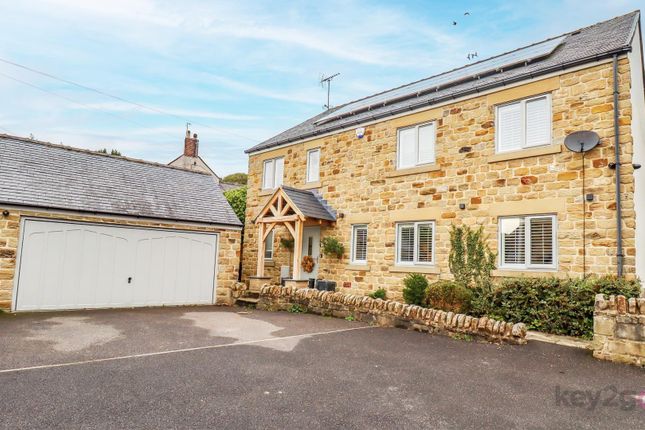 White Hart Corner, Eckington... 5 bed detached house for sale