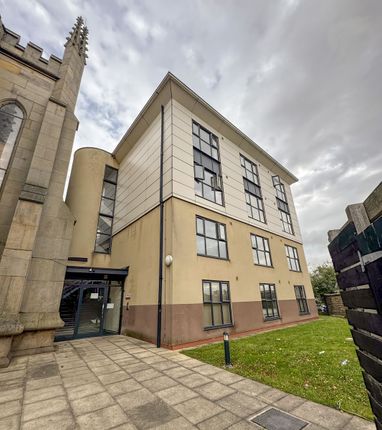Studio flat for sale