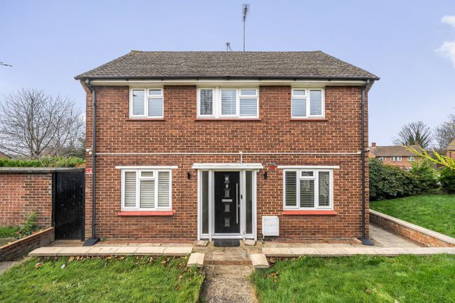 Burrfield Drive, Orpington, Kent, BR5 3 bed semi