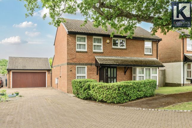 Northcliffe Close, Worcester Park, KT4 4 bed detached house for sale