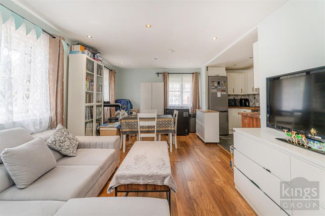 Creighton Road, London 2 bed flat for sale