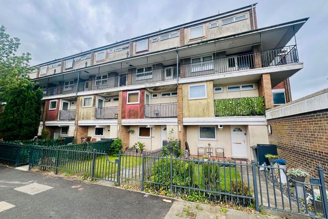 3 bed maisonette