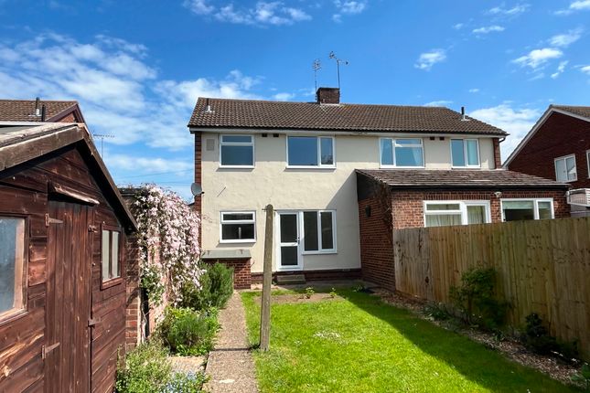 Lakes Lane, Newport Pagnell 3 bed semi