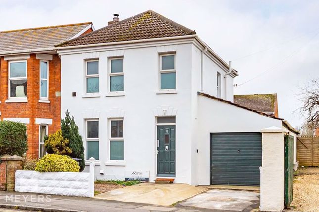 Purewell, Christchurch, BH23 3 bed detached house for sale