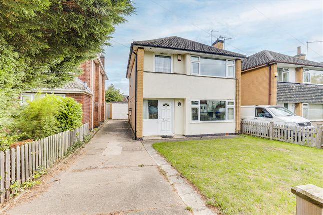 Hayden Lane, Hucknall NG15 3 bed detached house for sale