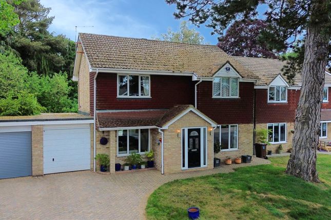 Starmead Drive, Wokingham, Berkshire... 4 bed link detached house for sale
