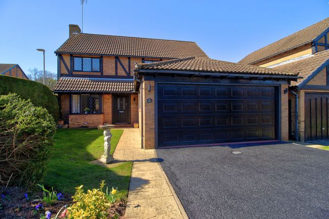 Wokingham RG41 4 bed detached house for sale
