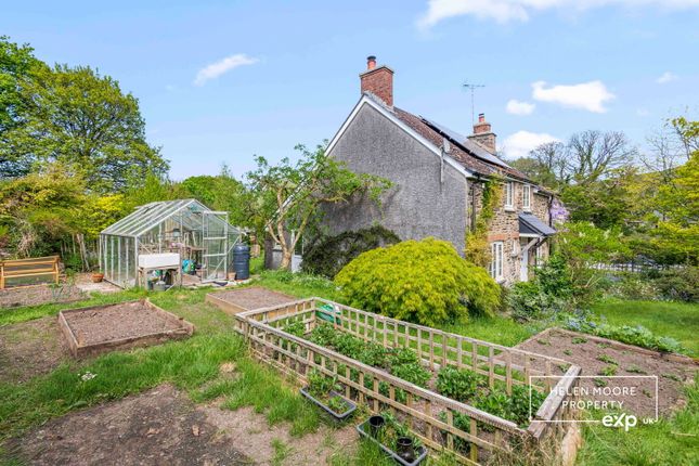 South Brent TQ10 4 bed detached house for sale