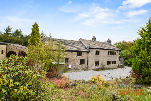 Burnley Road, Colne, BB8 7 bed detached house for sale