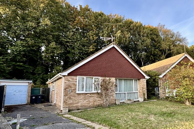 Kenton Close, Camberley GU16 2 bed bungalow for sale