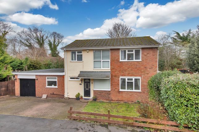 Studley Crescent, Longfield, Kent, DA3 4 bed detached house for sale