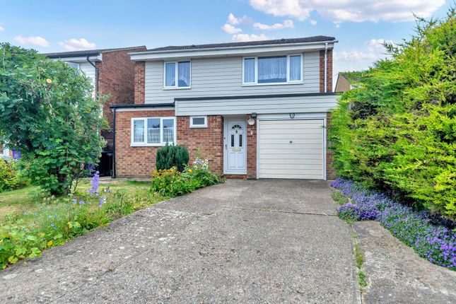 Housman Avenue, Royston SG8 4 bed detached house for sale