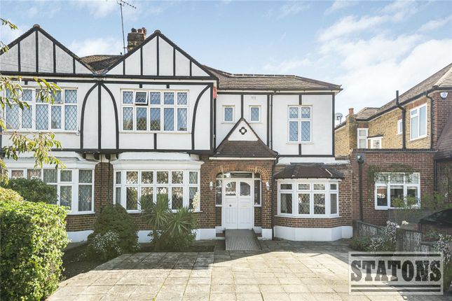 Ventnor Drive, Totteridge, London, N20 4 bed semi